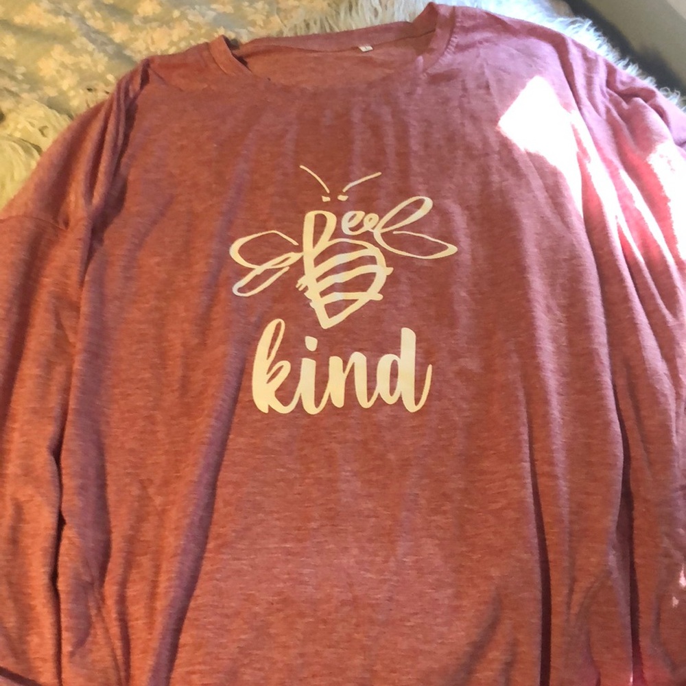 Women Bee Kind tee shirt